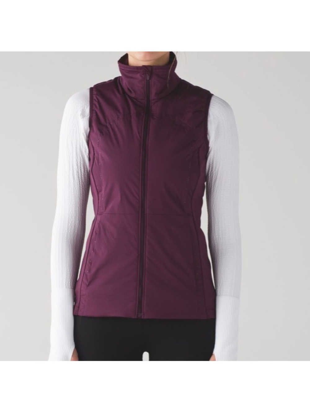 lululemon athletica run for the cold vest - SZ 4 in Plum